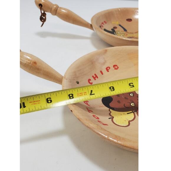 Set of 2 NASCO Vintage MCM Potato Chips Peanuts Wood Bowls Folk Art - Picture 8 of 9
